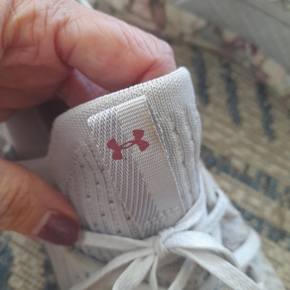 Under Armour Sneakers - Picture 7 of 8